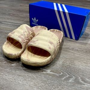 Adidas Adilette 22 Slides - Size 11